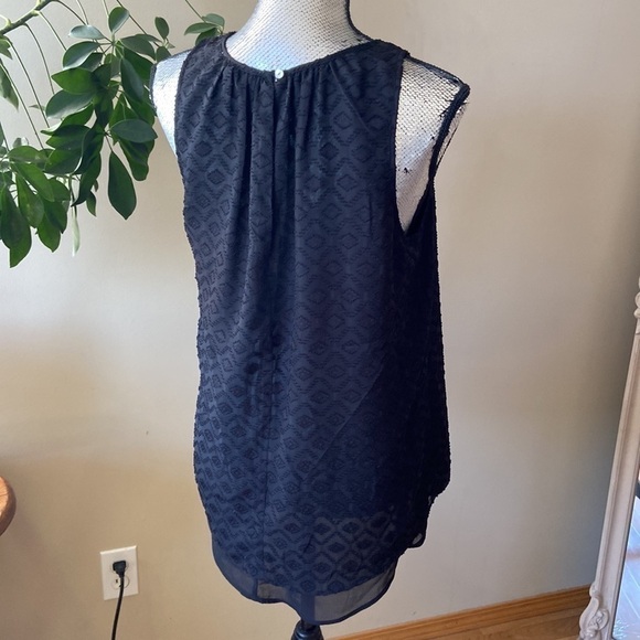⭐️2 FOR $20⭐️ D2R Long flowy black blouse - medium - Picture 5 of 9